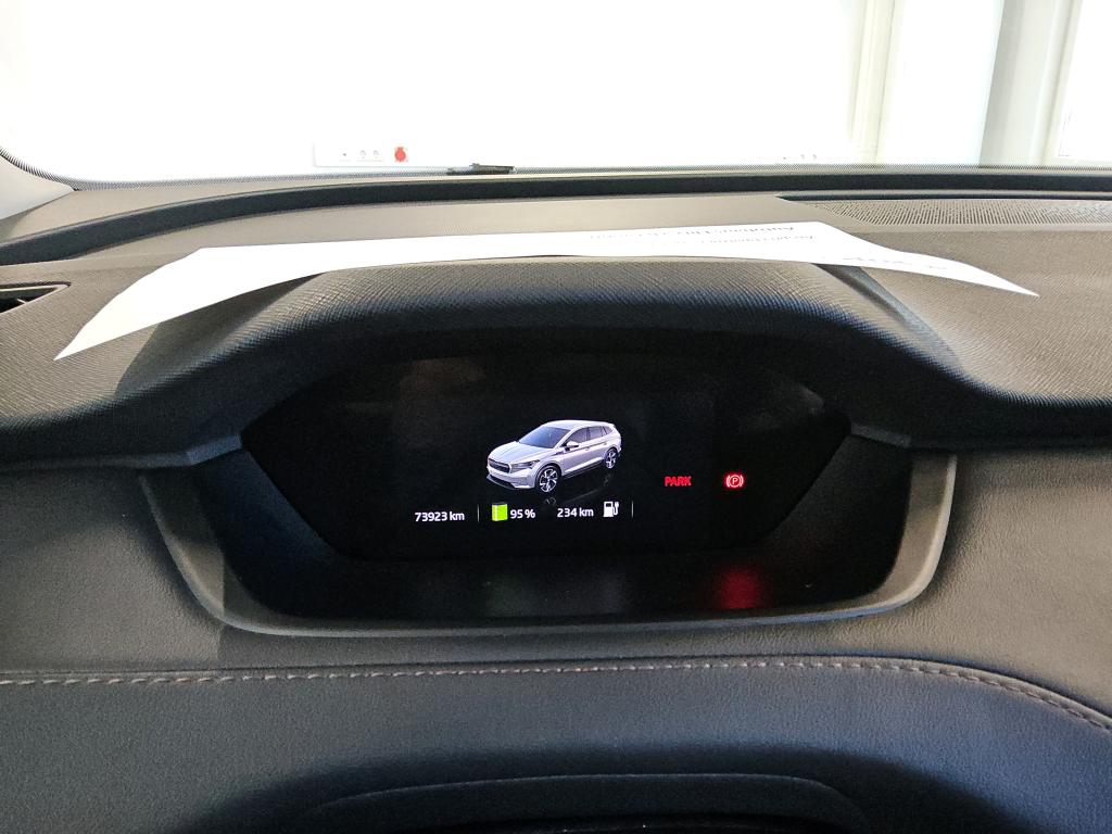 Fahrzeugabbildung SKODA Enyaq 60 Suite Matrix Navi VC ACC RFK WP Leder SH 20