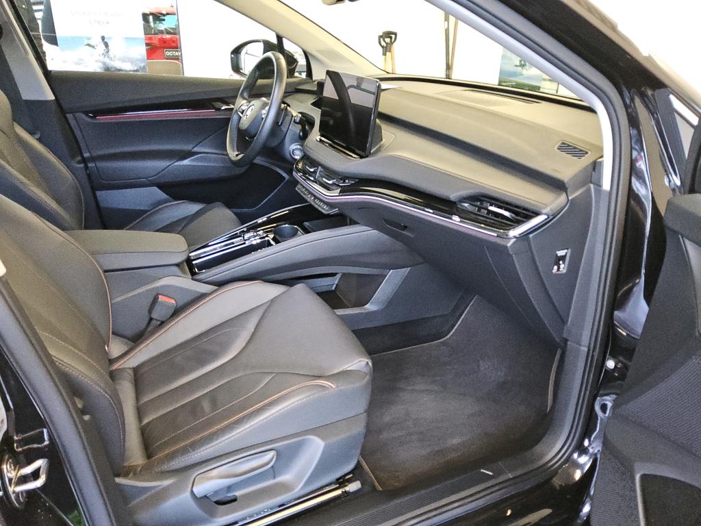 Fahrzeugabbildung SKODA Enyaq 60 Suite Matrix Navi VC ACC RFK WP Leder SH 20