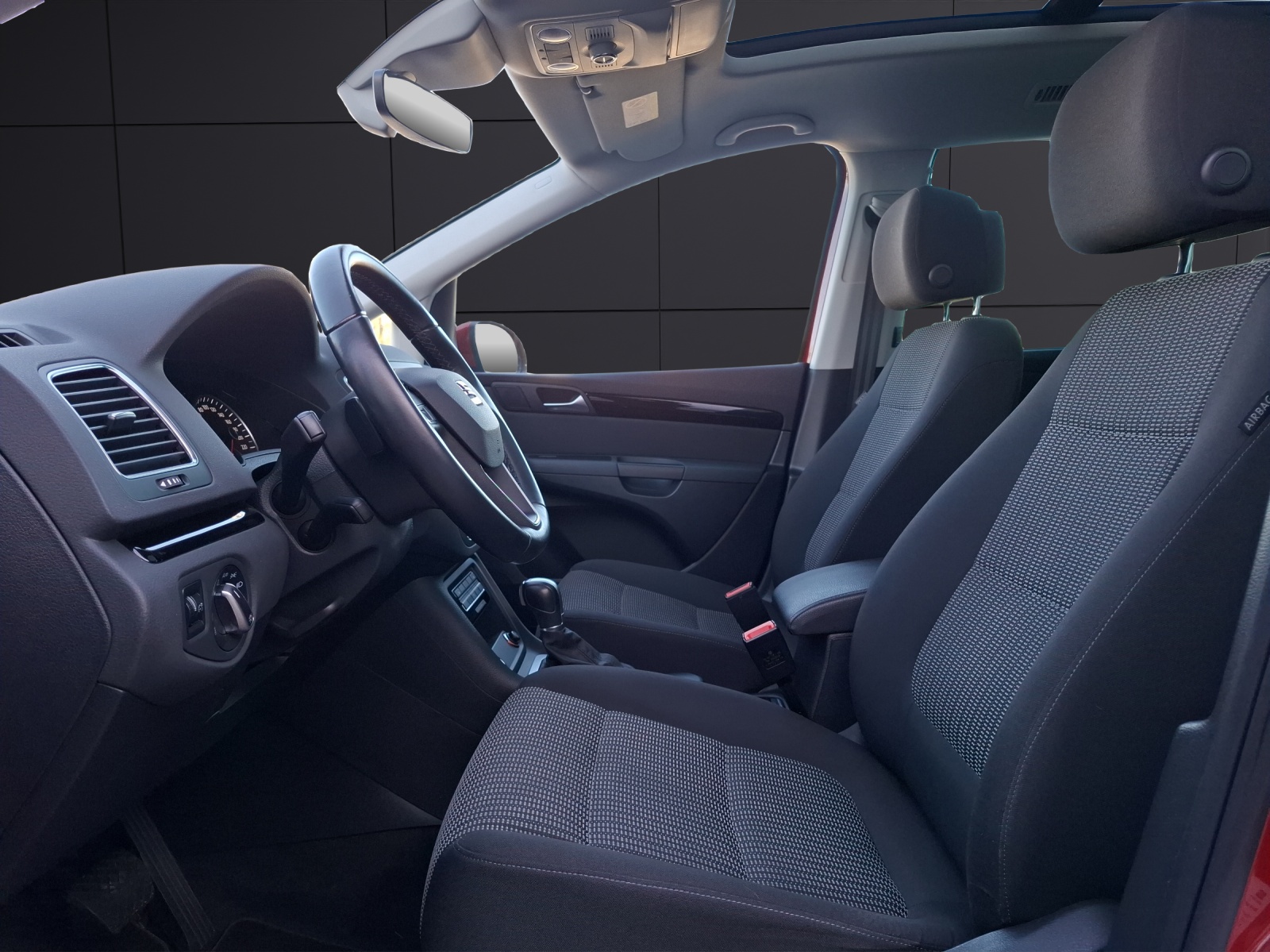 Fahrzeugabbildung SEAT Alhambra TSI Style DSG Bi-Xenon Navi PANO RFK GRA SH