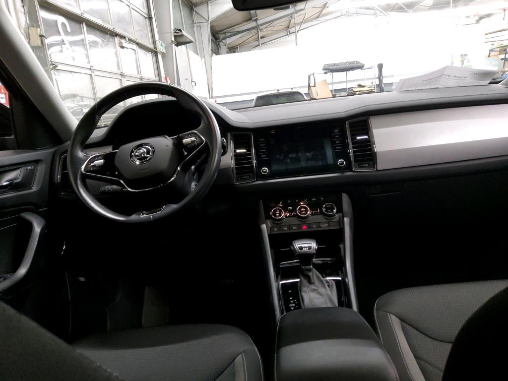 Fahrzeugabbildung SKODA Kodiaq TSI Tour DSG 4x4 Standhzg. Matrix AHK Navi ACC RFK SH