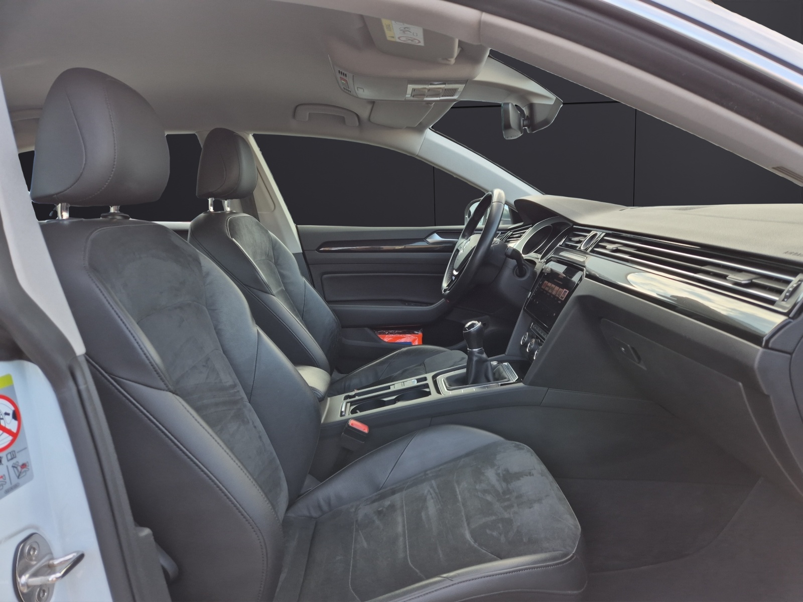 Fahrzeugabbildung Volkswagen Arteon Elegance TDI Matrix ACC DCC 20