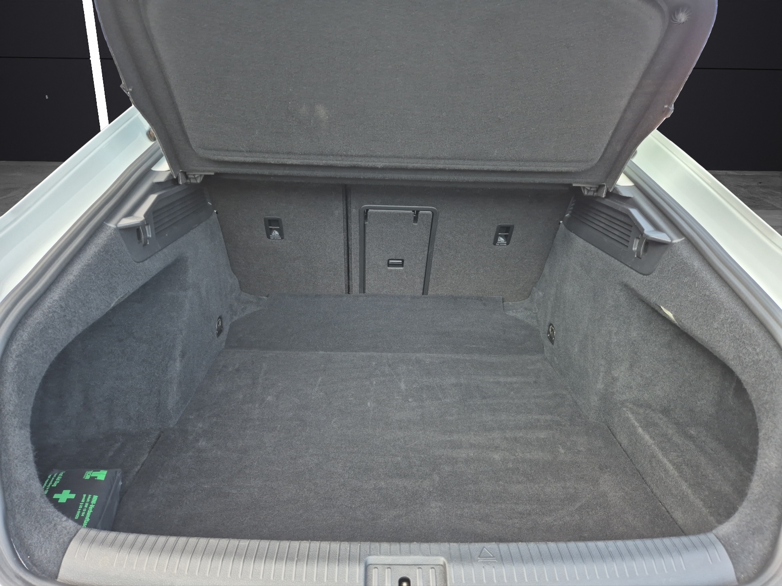 Fahrzeugabbildung Volkswagen Arteon Elegance TDI Matrix ACC DCC 20