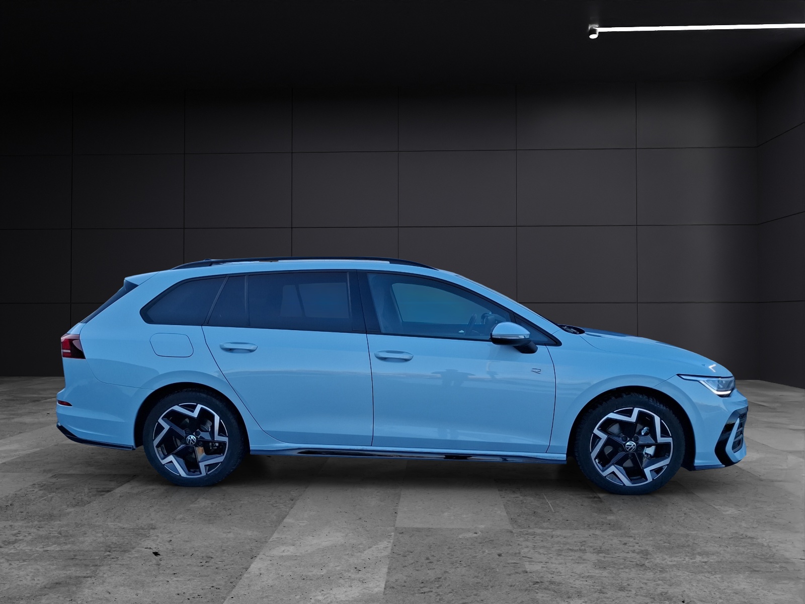 Fahrzeugabbildung Volkswagen Golf VIII Variant eTSI R-Line DSG Standhzg LED AHK Navi AID ACC RFK SH