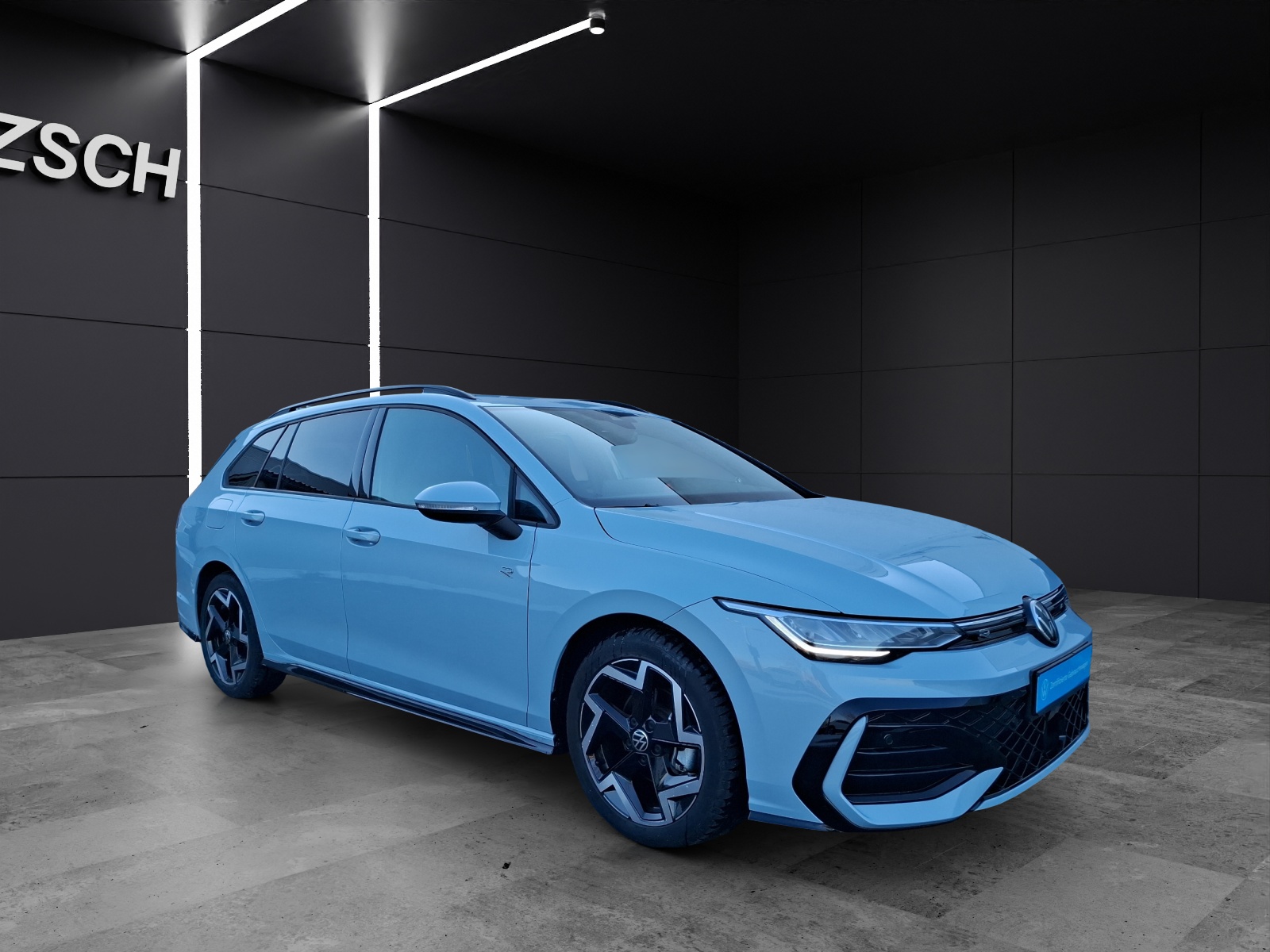 Fahrzeugabbildung Volkswagen Golf VIII Variant eTSI R-Line DSG Standhzg LED AHK Navi AID ACC RFK SH