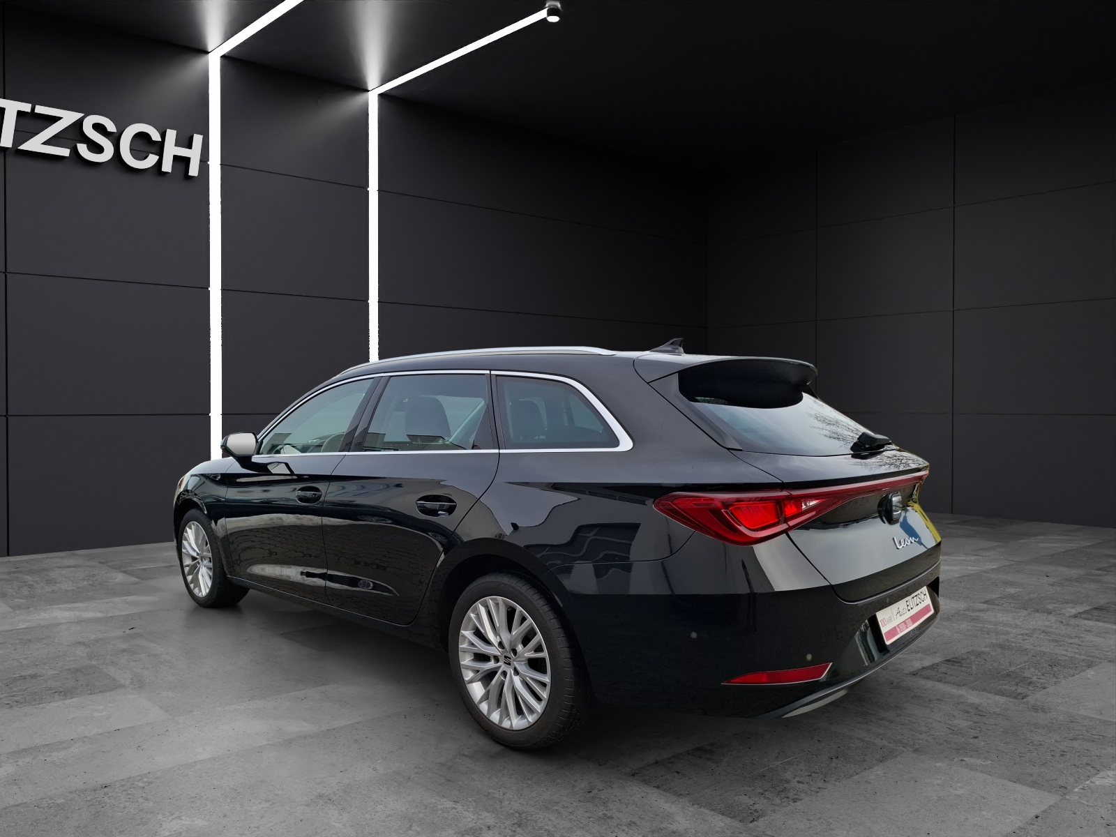 Fahrzeugabbildung SEAT Leon ST TSI Xcellence LED Navi ACC RFK SH