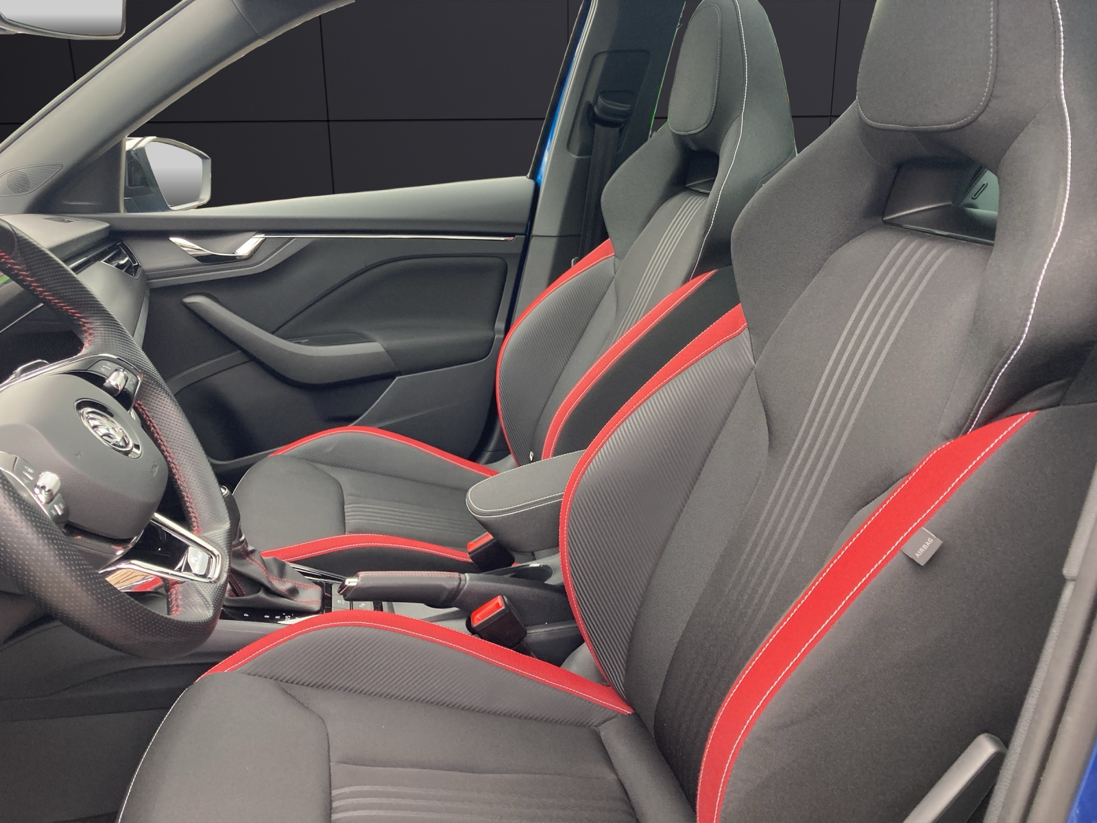 Fahrzeugabbildung SKODA Kamiq TSI Monte Carlo DSG Navi AID ACC RFK Pano SH 18