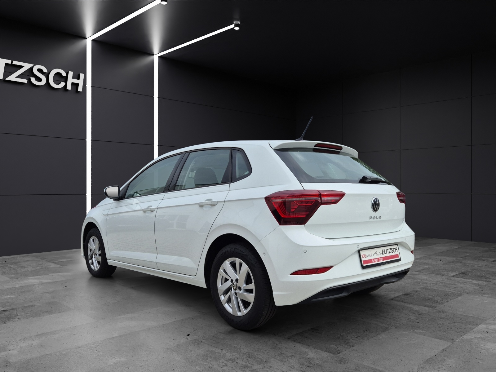 Fahrzeugabbildung Volkswagen Polo TSI Style DSG Matrix AHK AID ACC Park-Assist SH LM