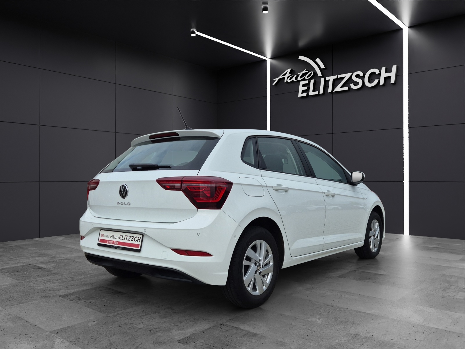 Fahrzeugabbildung Volkswagen Polo TSI Style DSG Matrix AHK AID ACC Park-Assist SH LM