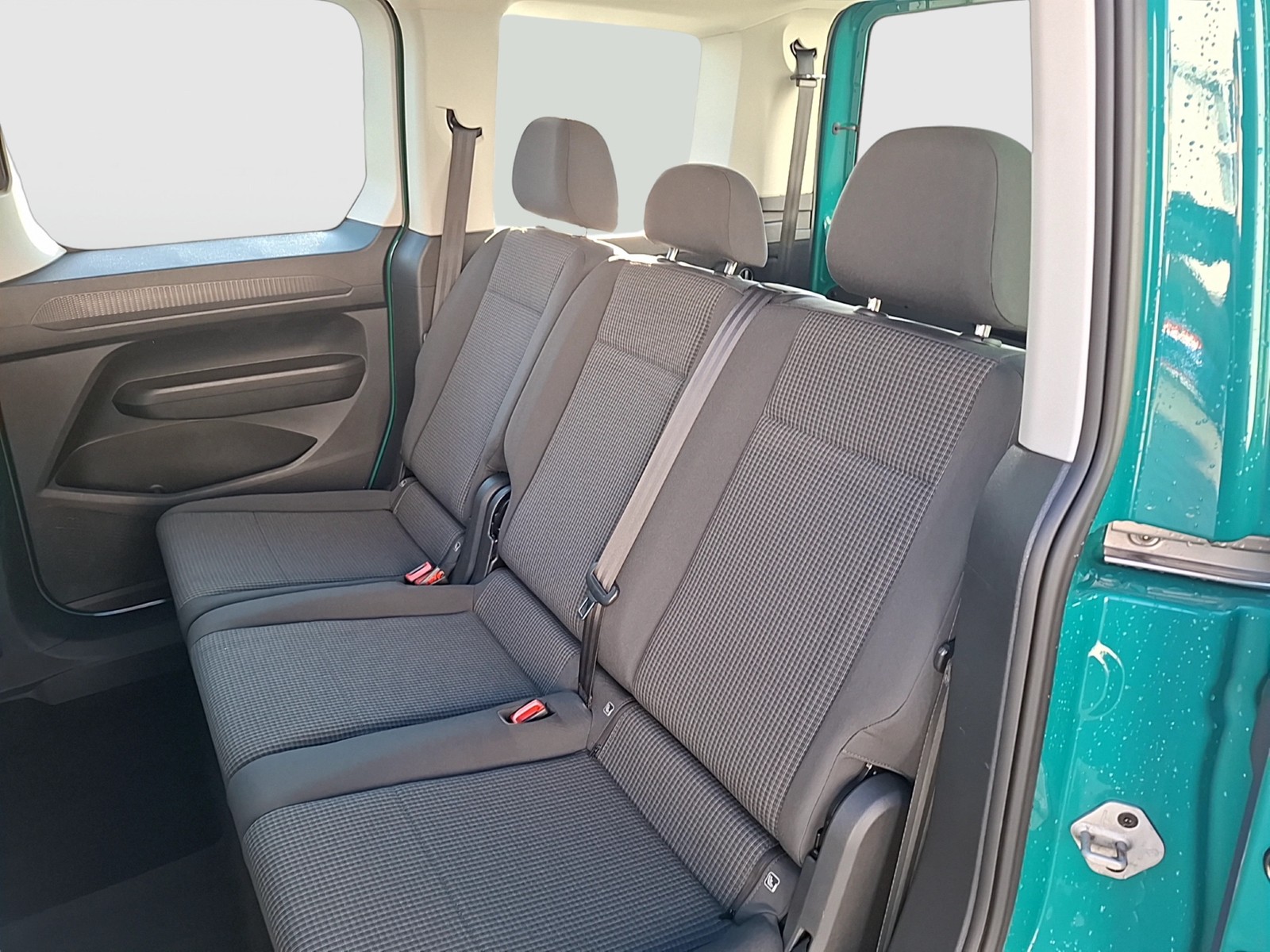 Fahrzeugabbildung Volkswagen Caddy Kombi TDI Maxi 7-Si Klima GRA PDC SH