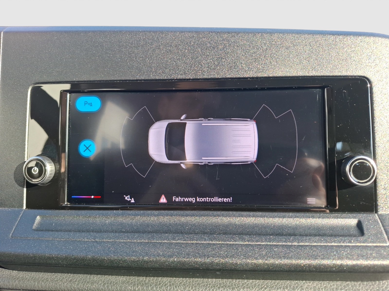 Fahrzeugabbildung Volkswagen Caddy Kombi TDI Maxi 7-Si Klima GRA PDC SH
