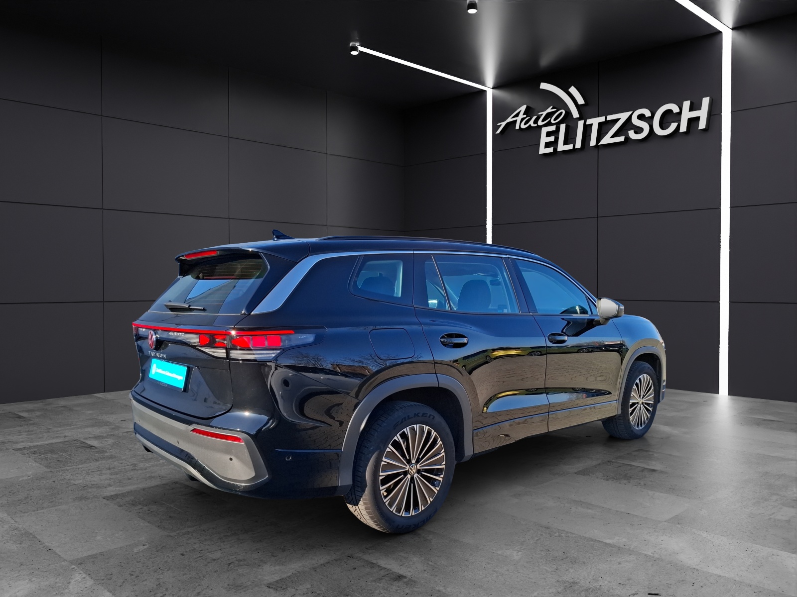 Fahrzeugabbildung Volkswagen Tayron TSI Life DSG 4M LED AHK Navi AID HUD ACC RFK SH