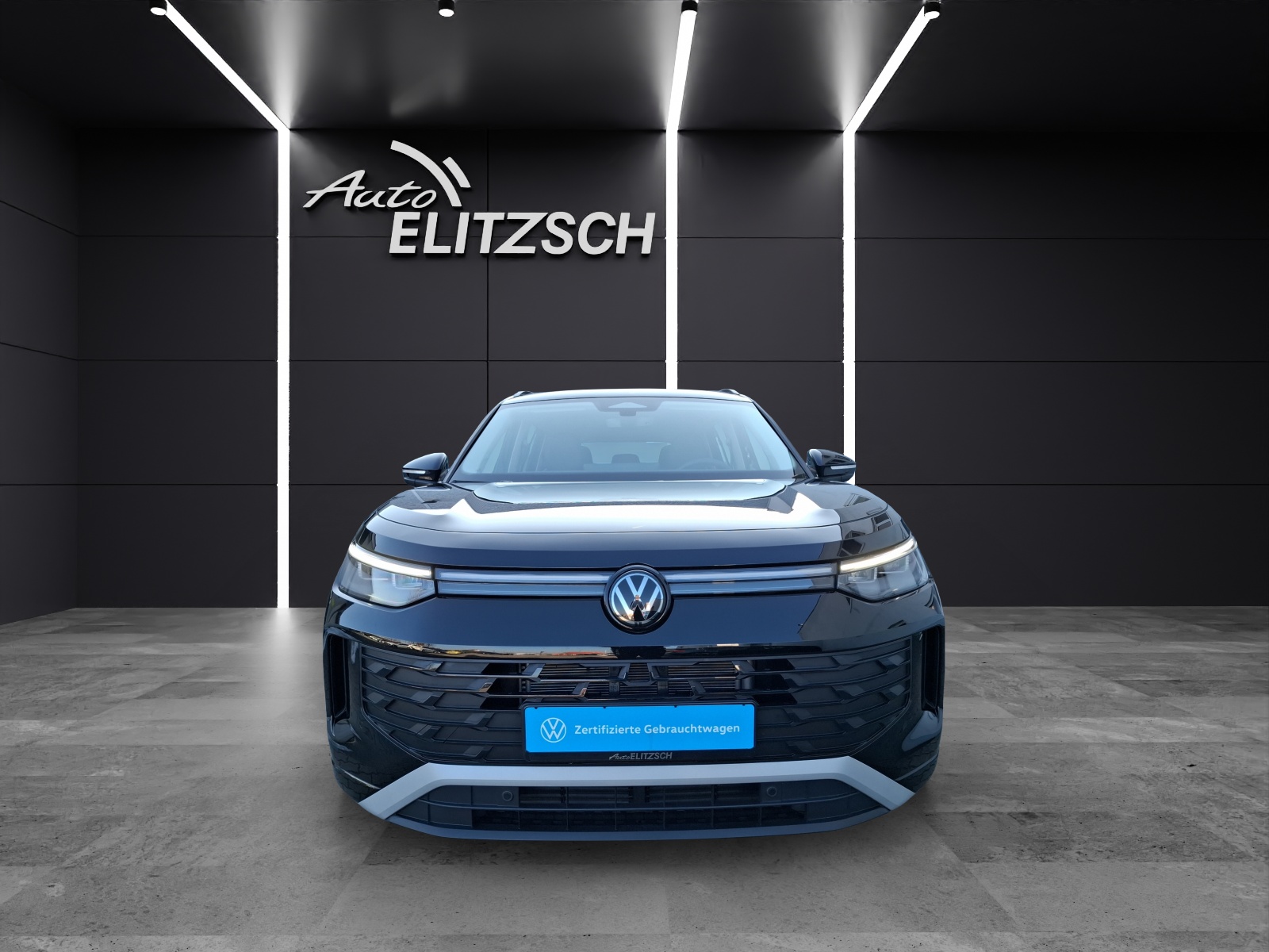 Fahrzeugabbildung Volkswagen Tayron TSI Life DSG 4M LED AHK Navi AID HUD ACC RFK SH