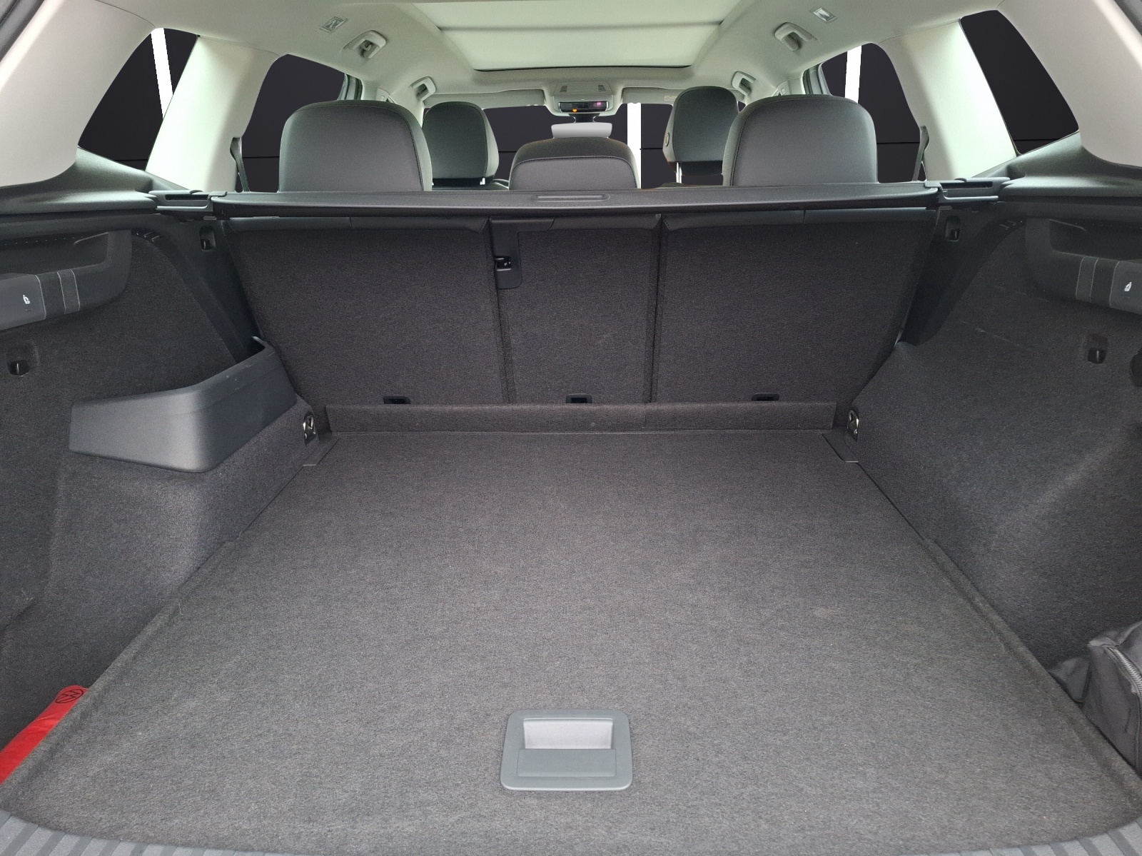 Fahrzeugabbildung Volkswagen Tayron TDI Life DSG 4M Standhzg LED AHK Navi AID Pano HUD ACC RFK 18