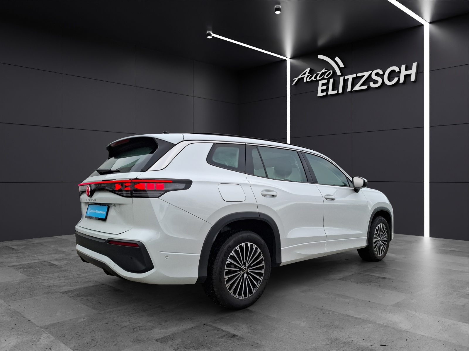 Fahrzeugabbildung Volkswagen Tayron TDI Life DSG 4M Standhzg LED AHK Navi AID Pano HUD ACC RFK 18