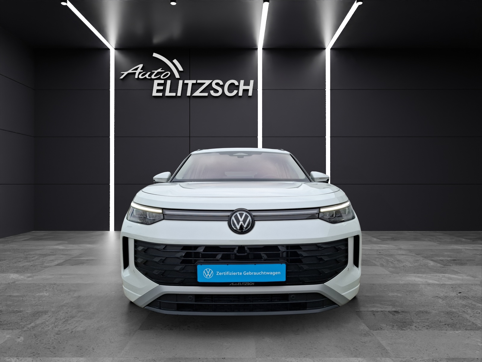 Fahrzeugabbildung Volkswagen Tayron TDI Life DSG 4M Standhzg LED AHK Navi AID Pano HUD ACC RFK 18