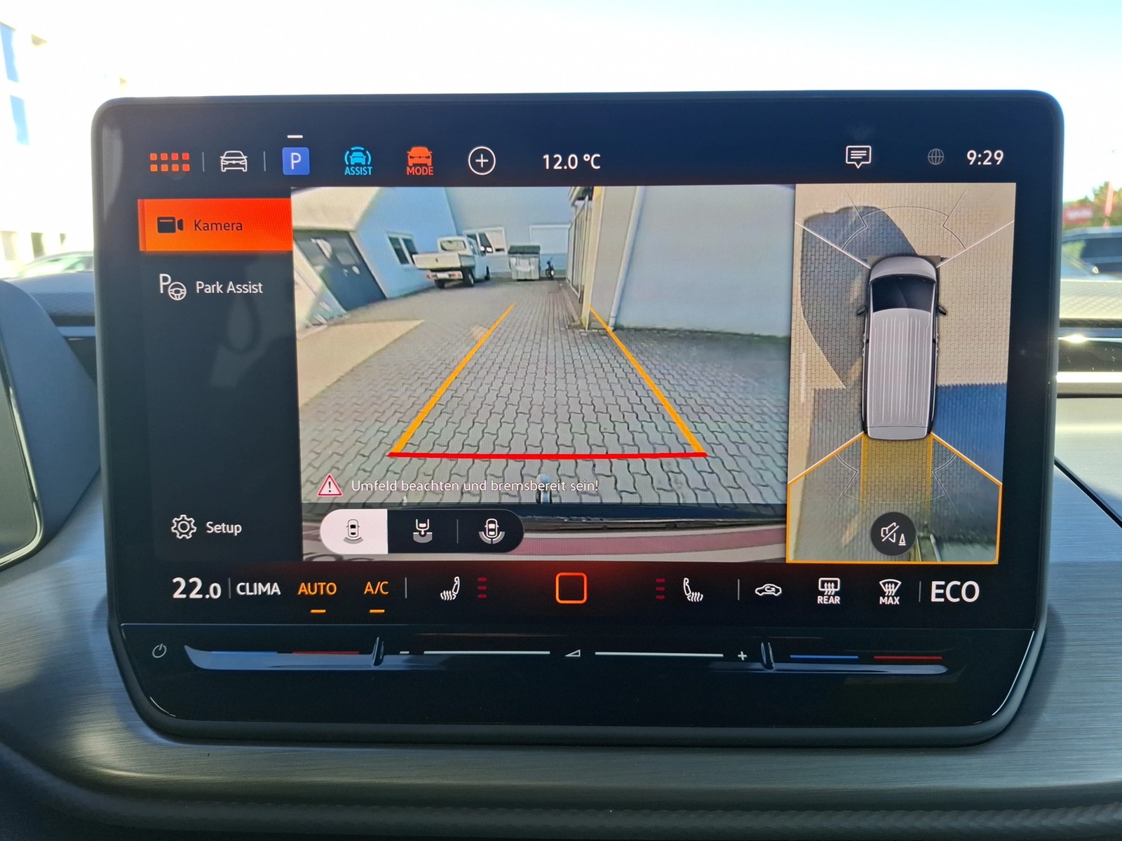 Fahrzeugabbildung Volkswagen T7 Multivan eHybrid DSG 4M. Gen. Matrix AHK AID ACC RFH SH 19