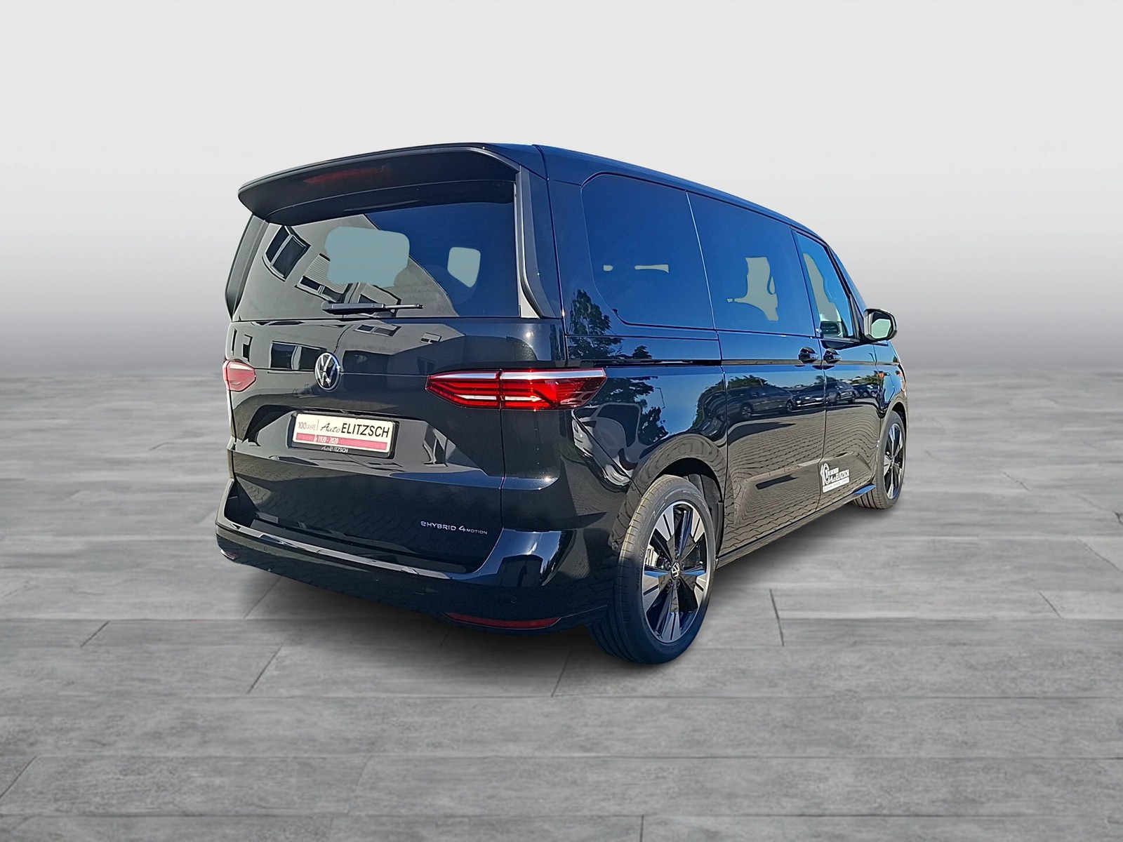 Fahrzeugabbildung Volkswagen T7 Multivan eHybrid DSG 4M. Gen. Matrix AHK AID ACC RFH SH 19