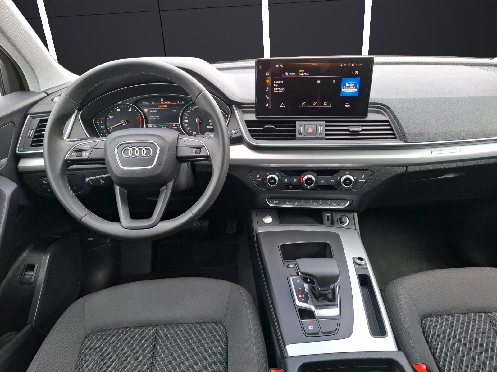 Fahrzeugabbildung Audi Q5 40 TDI Q S-line S-tronic LED AHK Navi GRA PDC SH