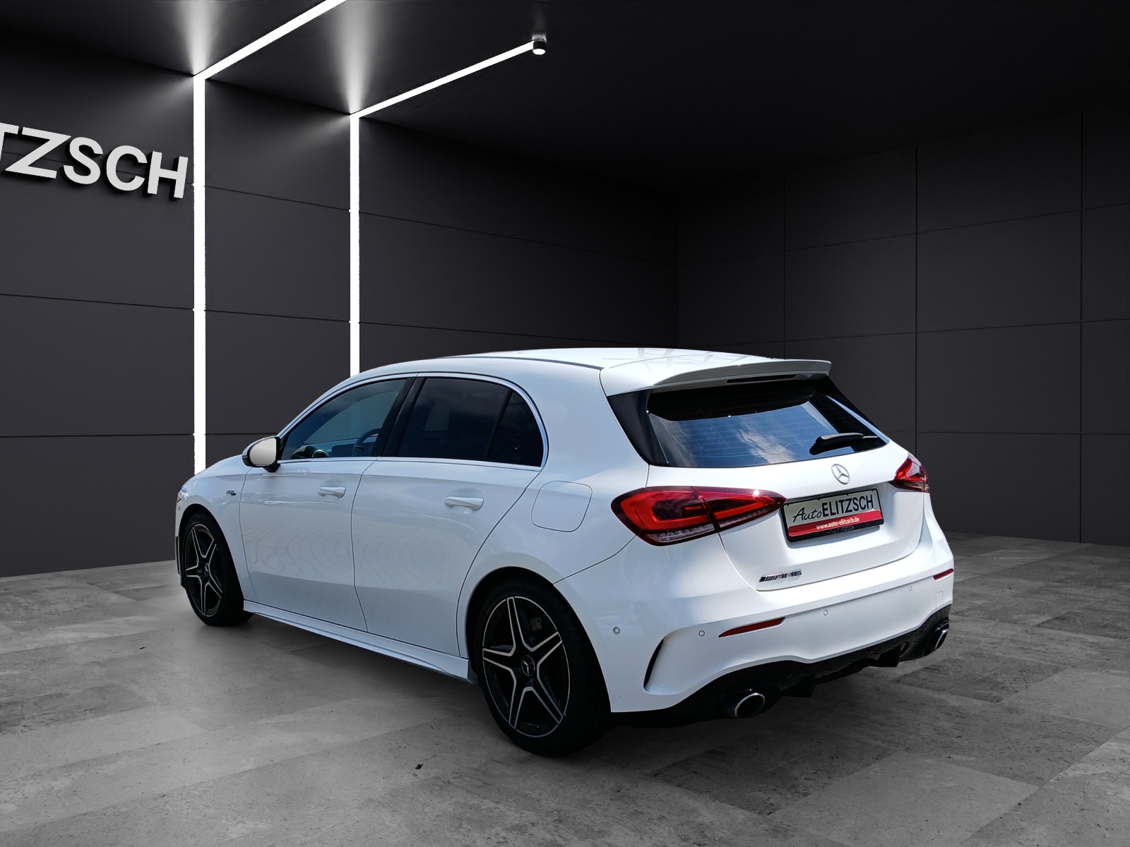 Fahrzeugabbildung Mercedes-Benz A 35 AMG 4Matic LED AHK Navi MBUX SHZ
