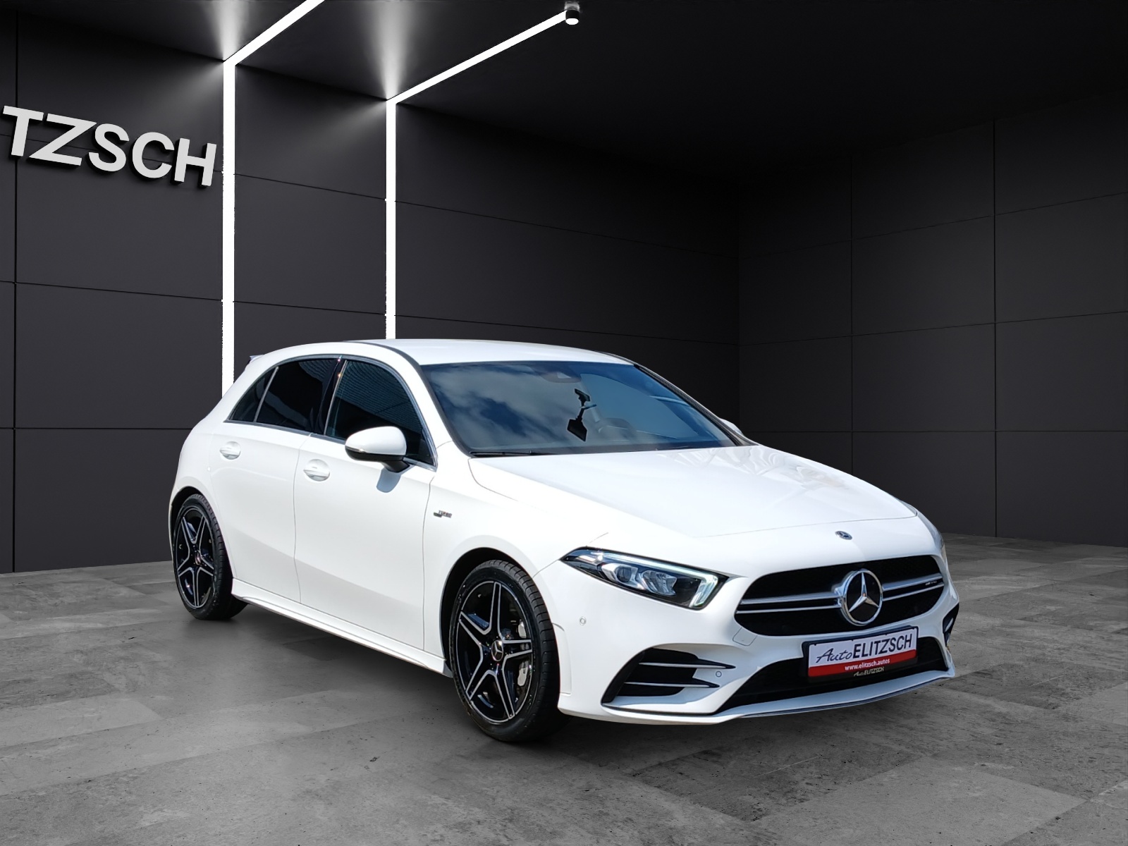 Fahrzeugabbildung Mercedes-Benz A 35 AMG 4Matic LED AHK Navi MBUX SHZ