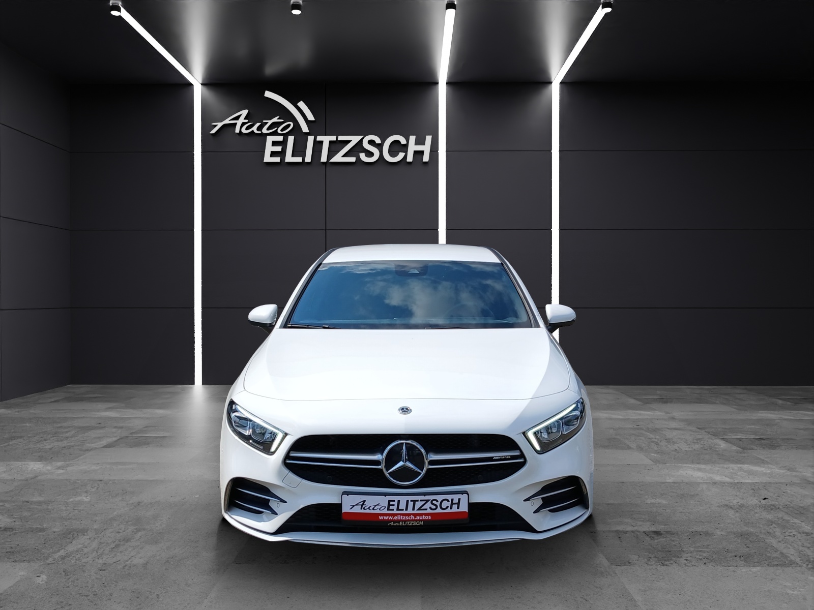 Fahrzeugabbildung Mercedes-Benz A 35 AMG 4Matic LED AHK Navi MBUX SHZ
