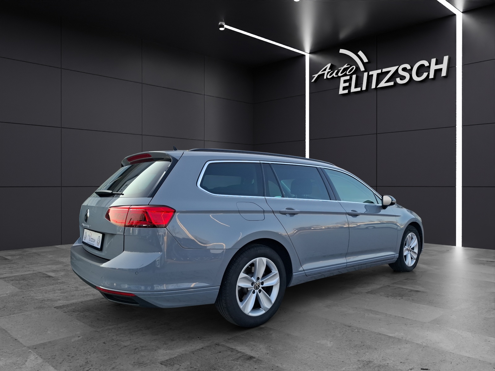 Fahrzeugabbildung Volkswagen Passat Variant TSI Business DSG Matrix Standhzg. AHK Navi ACC RFK SH