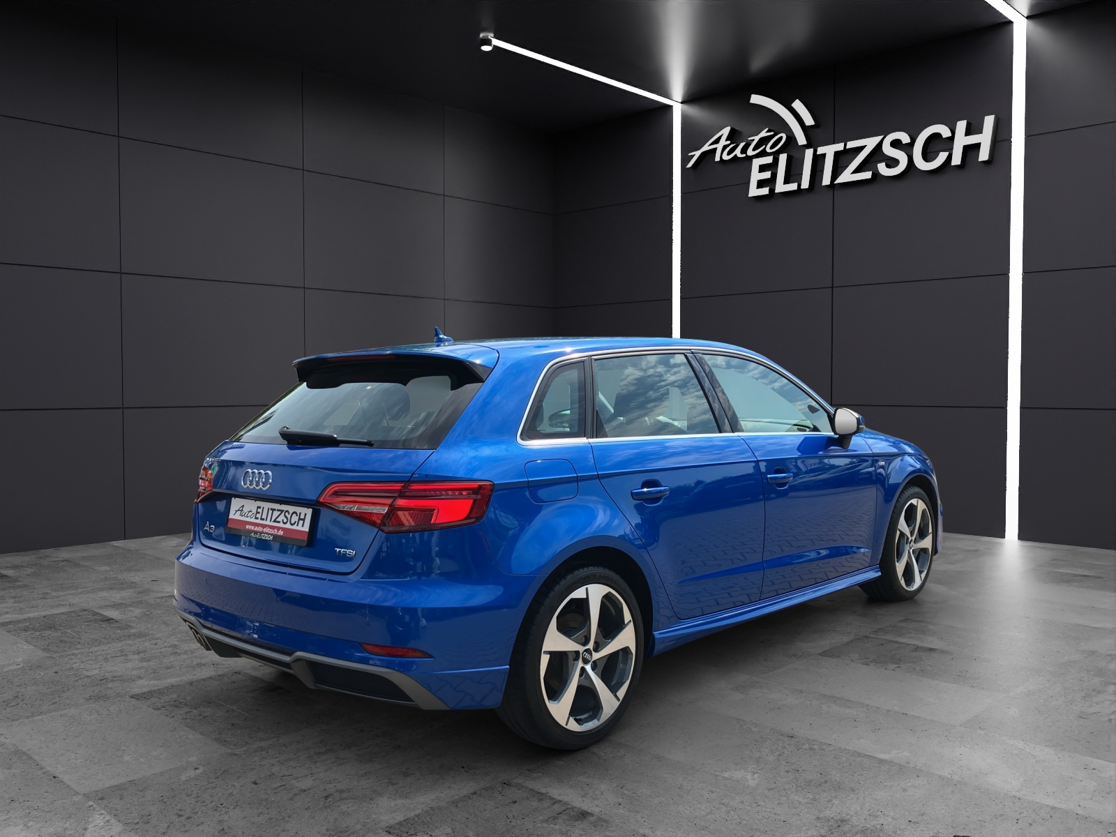 Fahrzeugabbildung Audi A3 Sportback S-Line S-tronic LED Navi ACC SHZ PDC LM