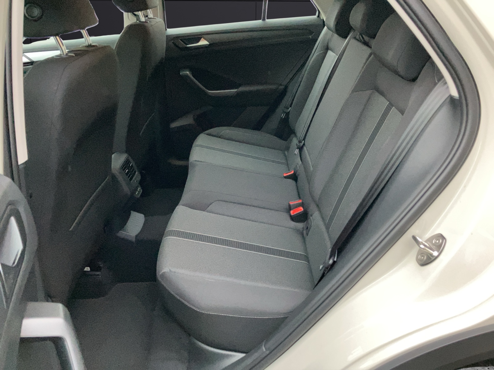 Fahrzeugabbildung Volkswagen T-Roc Life