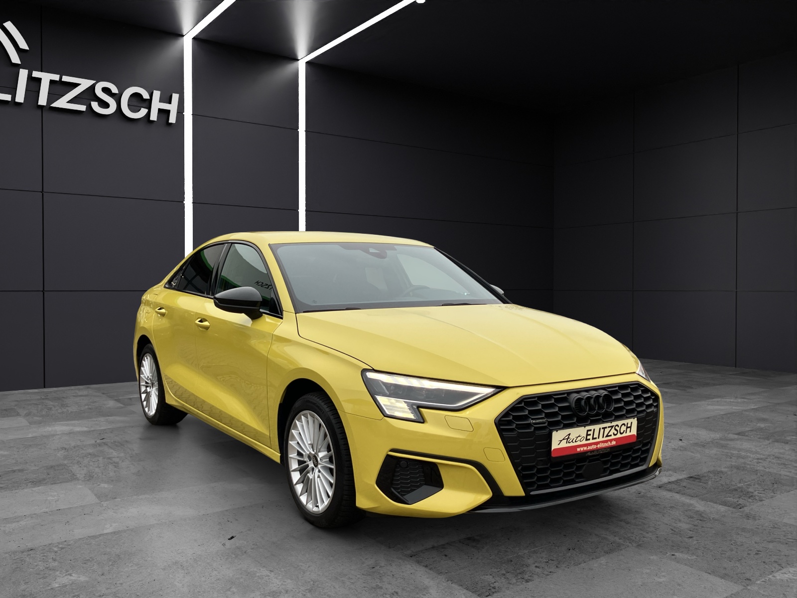 Fahrzeugabbildung Audi A3 Limousine 40 TDI quattro MATRIX NAVI STANDH KAMERA
