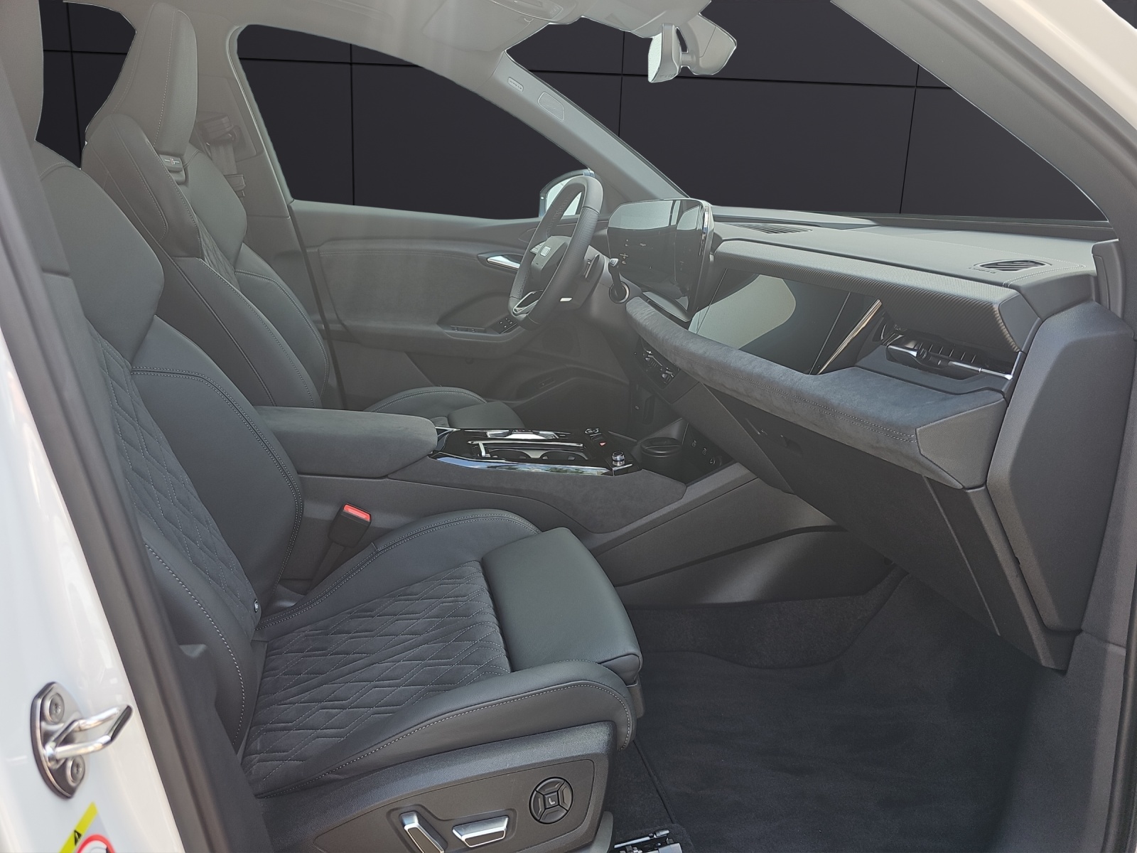 Fahrzeugabbildung Audi Q6 e-tron 55 Q S line MATRIX ACC PANO WÄPU