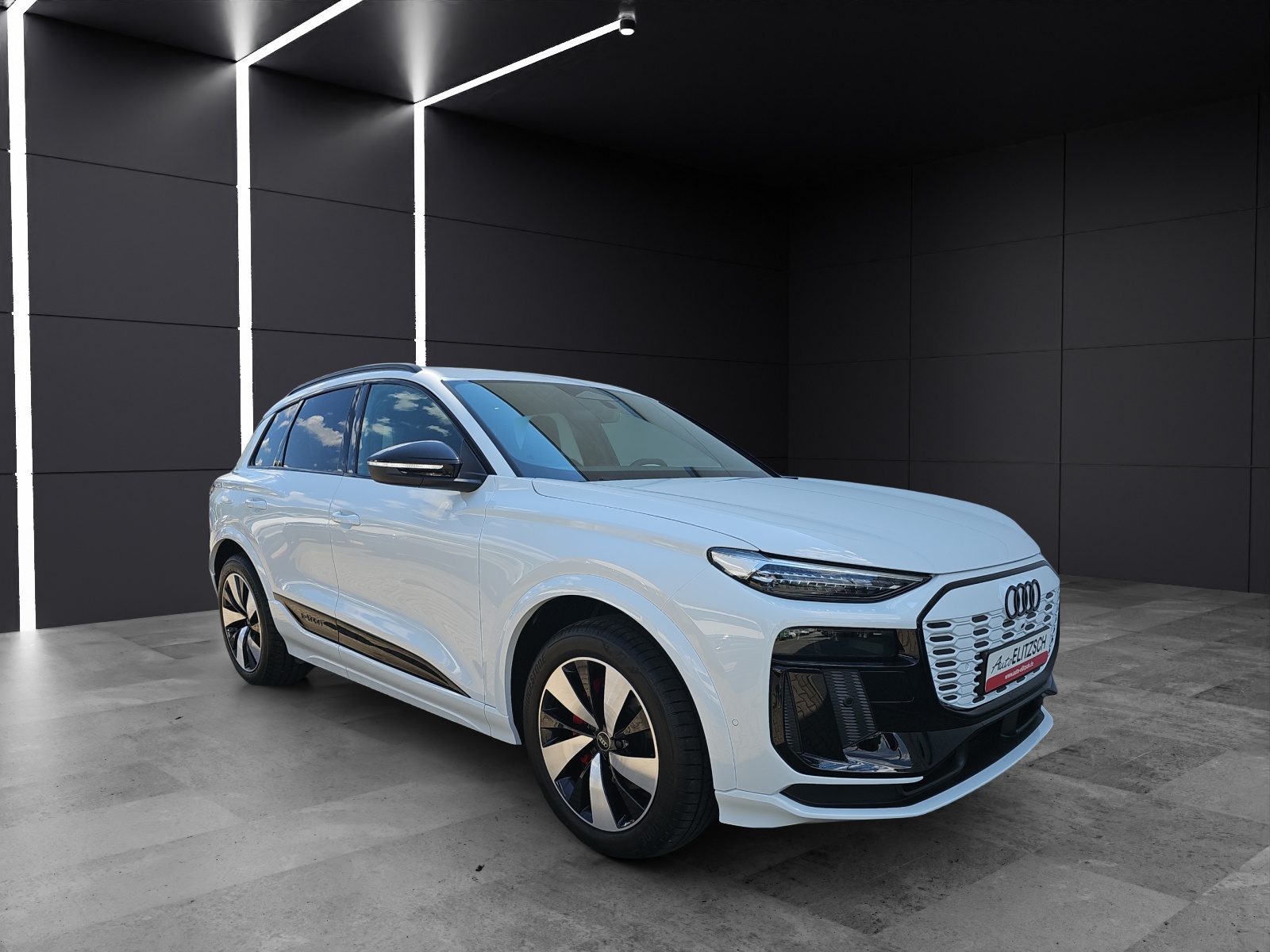 Fahrzeugabbildung Audi Q6 e-tron 55 Q S line MATRIX ACC PANO WÄPU