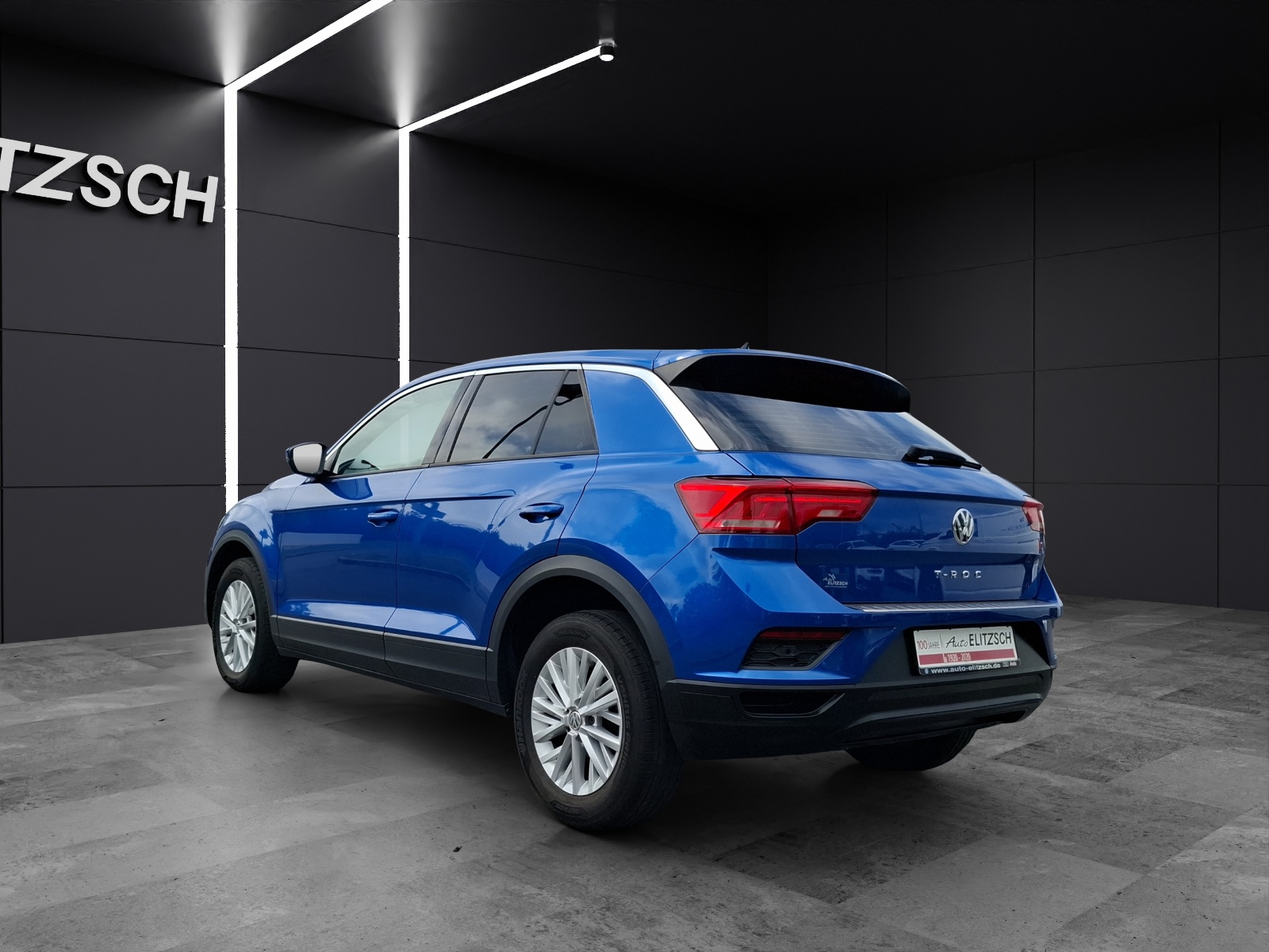 Fahrzeugabbildung Volkswagen T-Roc TSI CarPlay Klima GRA PDC SH LM
