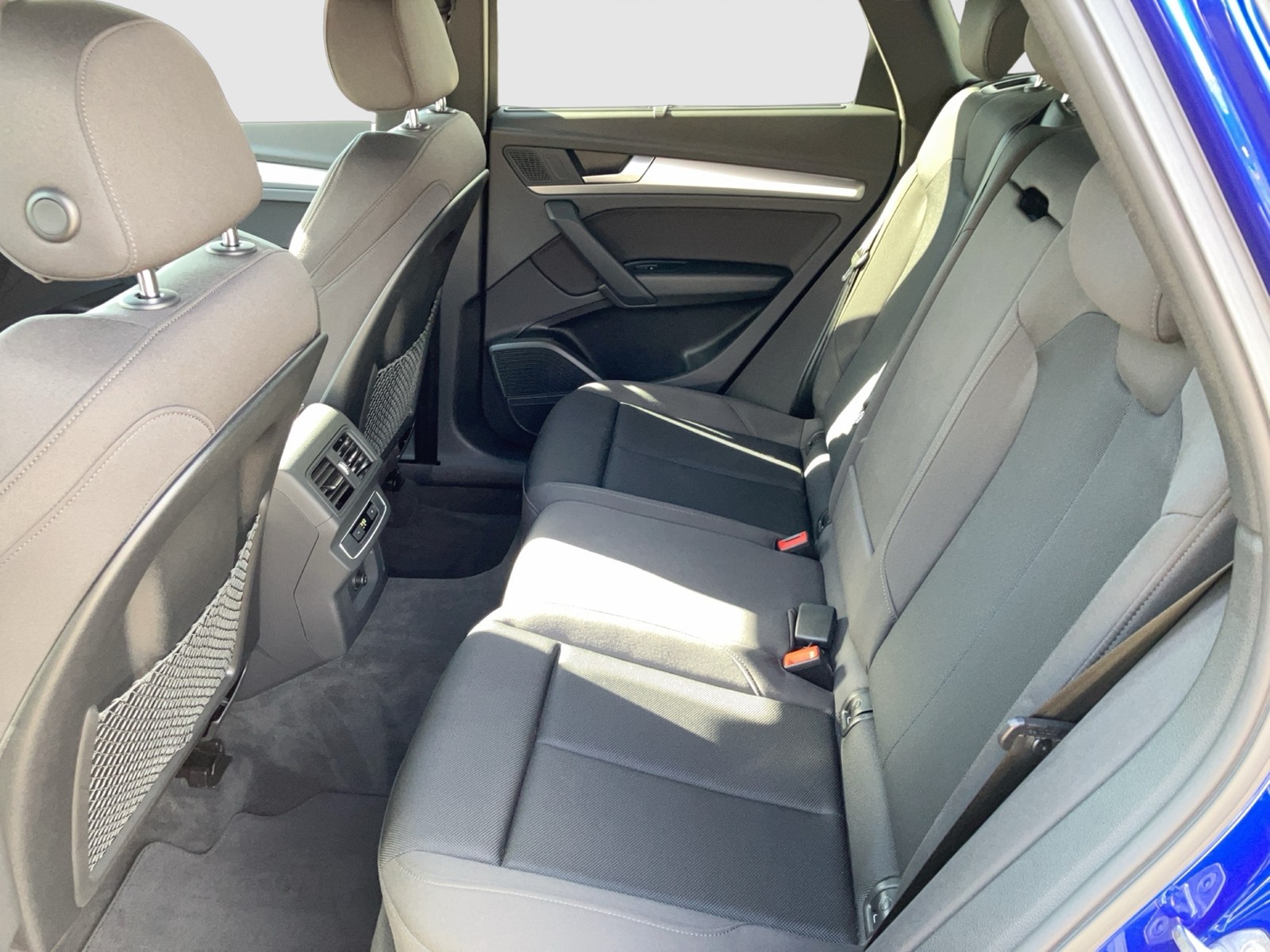 Fahrzeugabbildung Audi Q5 Sportback 40 TFSI quattro S line