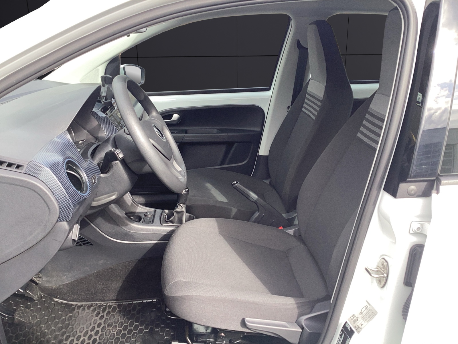 Fahrzeugabbildung Volkswagen up! 1.0 Basis Climatronic DAB GRA RFK SH