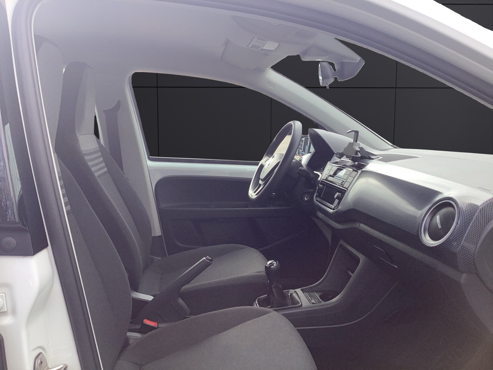 Fahrzeugabbildung Volkswagen up! 1.0 Basis Climatronic DAB GRA RFK SH