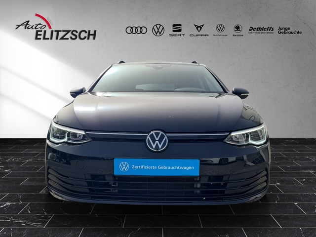 Fahrzeugabbildung Volkswagen Golf VIII Variant TSI Standheizg Kamera ACC LEDplus NAVI