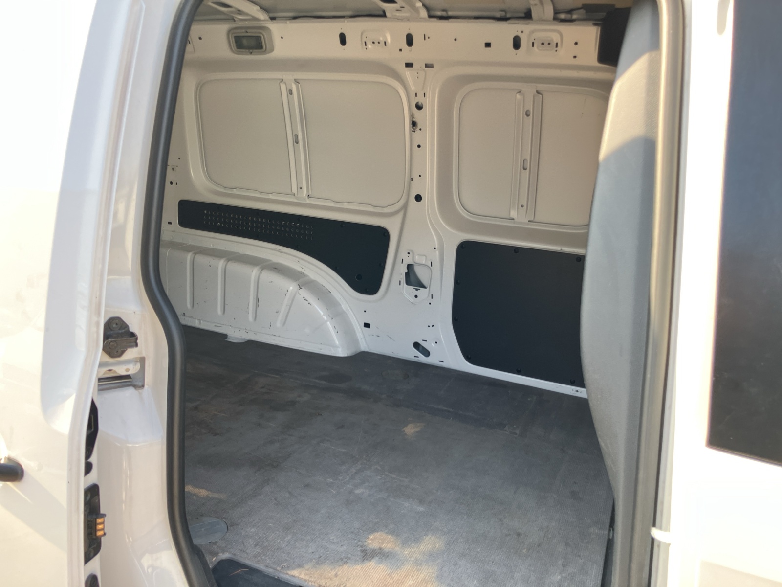 Fahrzeugabbildung Volkswagen Caddy Kasten TDI Maxi Klima DAB+ GRA Start/Stop