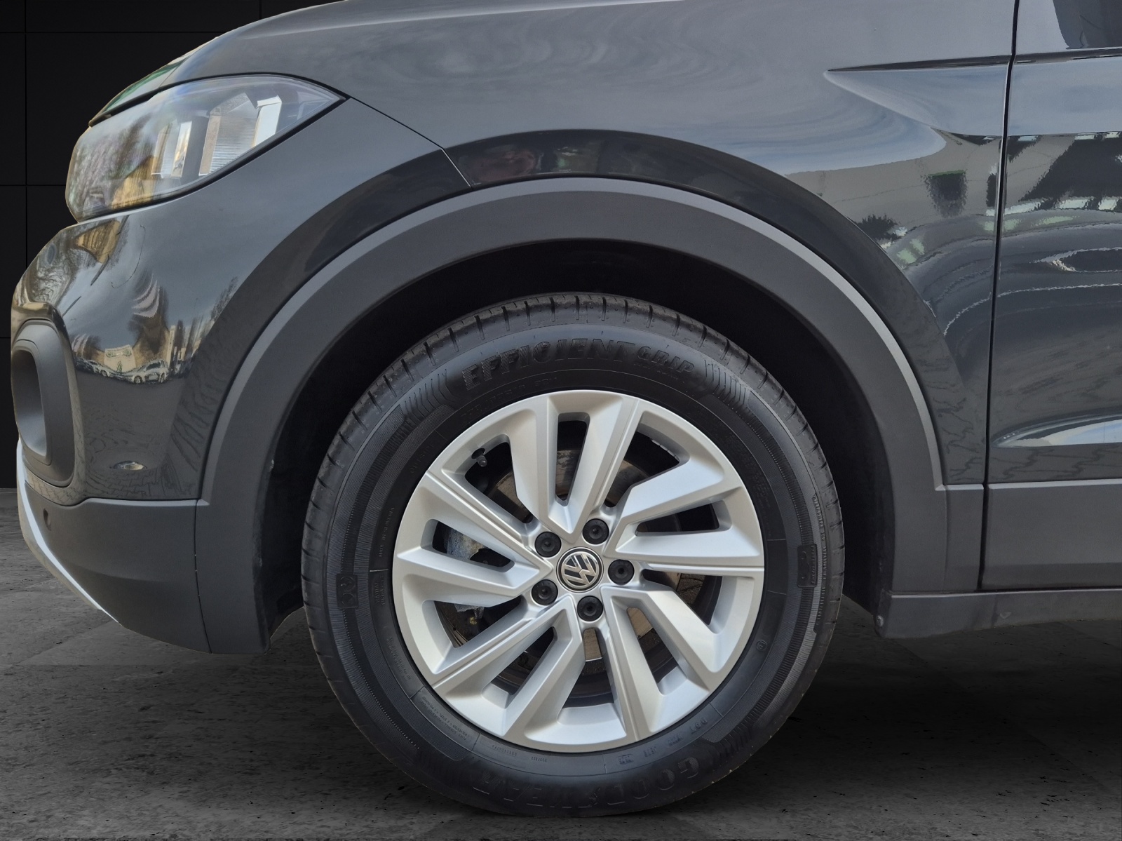 Fahrzeugabbildung Volkswagen T-Cross LIFE TSI DSB NSW SHZ