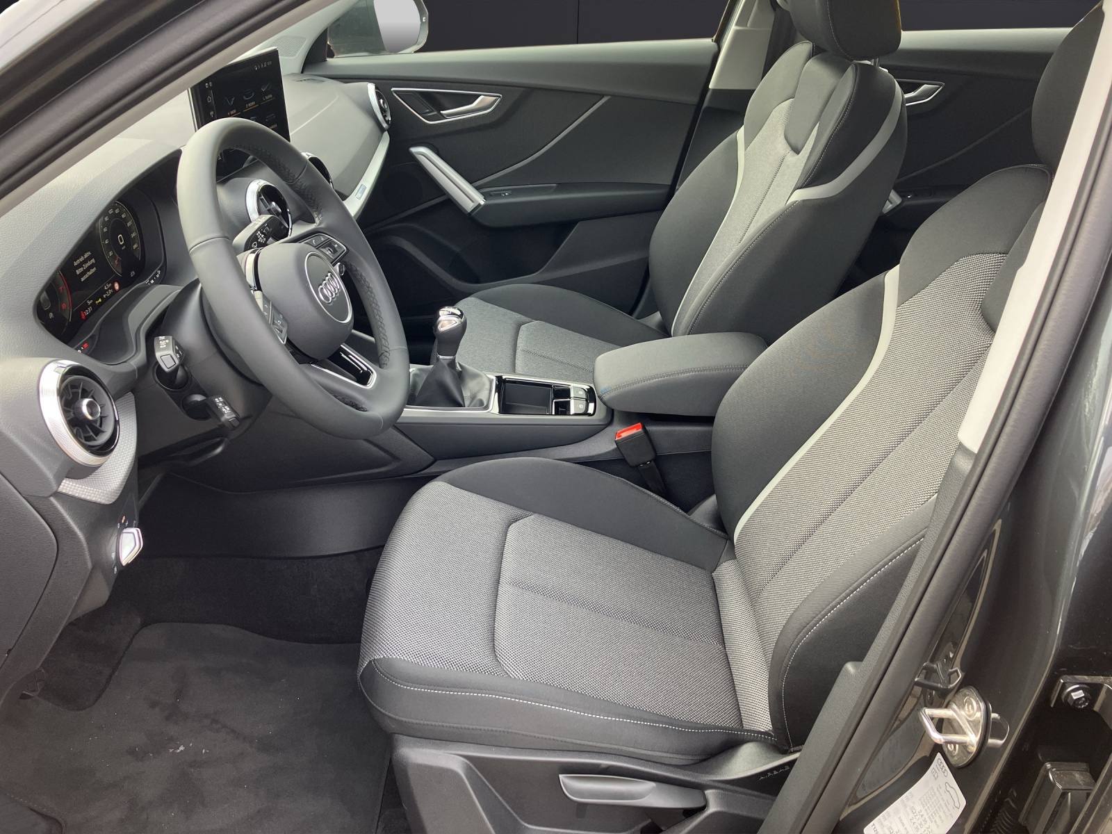 Fahrzeugabbildung Audi Q2 35 TFSI advanced, MatrixLED, virtual cockpit plus