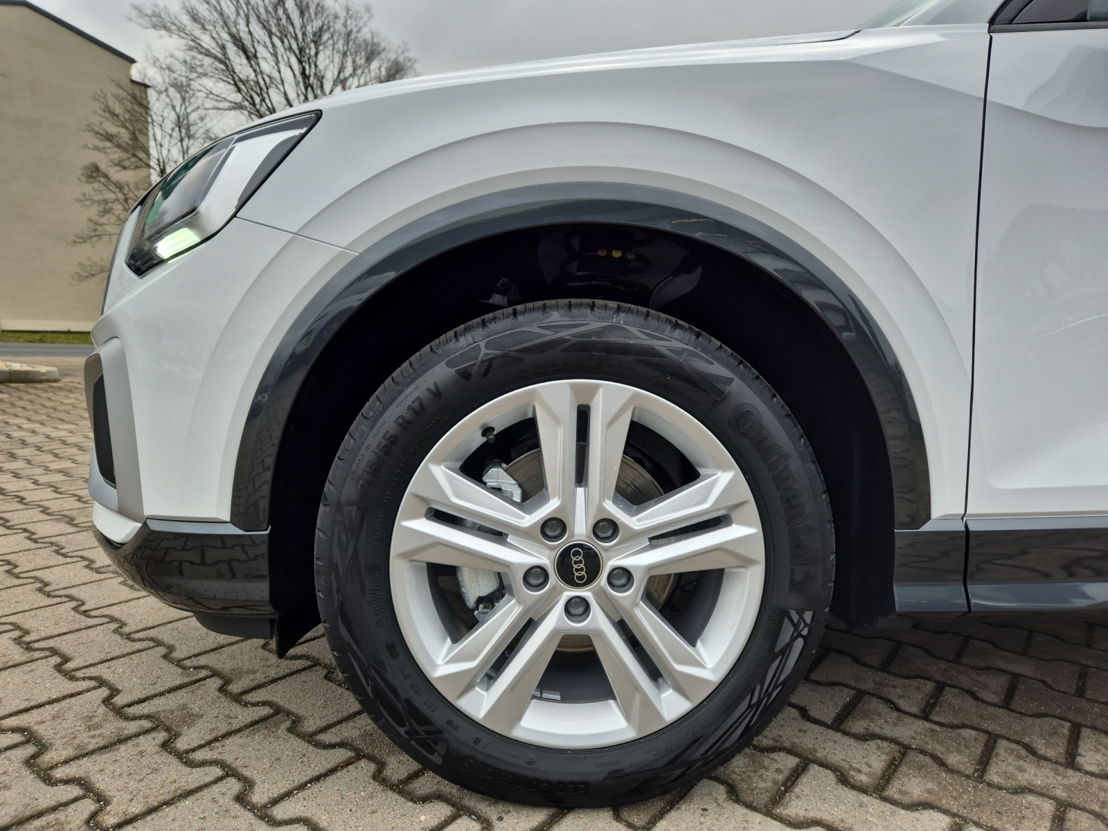 Fahrzeugabbildung Audi Q2 35 TFSI advanced S tronic LED