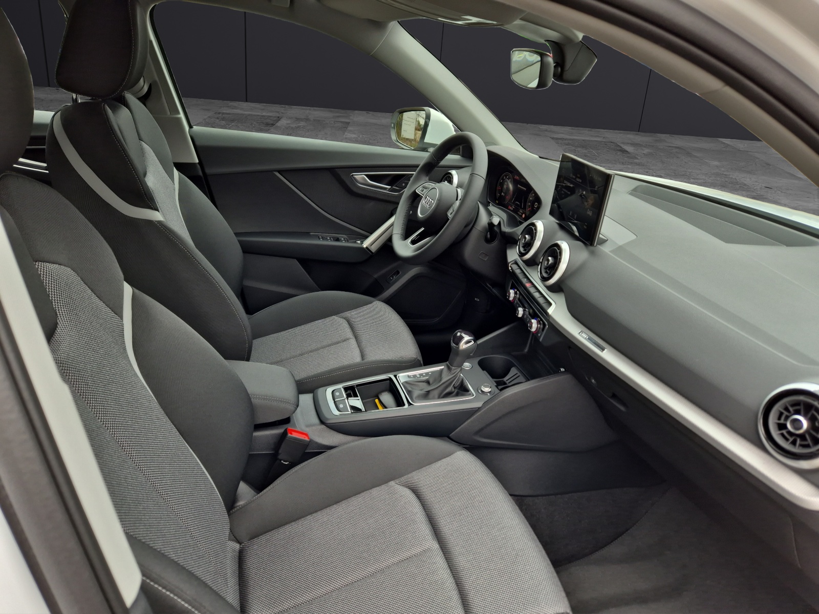 Fahrzeugabbildung Audi Q2 35 TFSI advanced S tronic LED