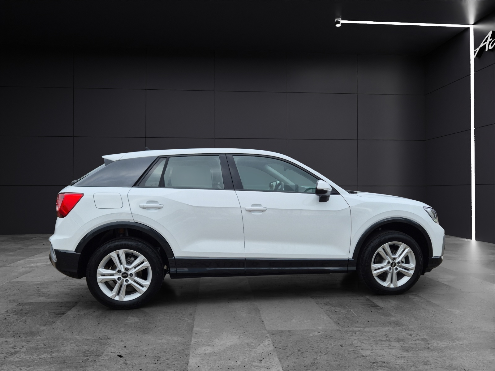 Fahrzeugabbildung Audi Q2 35 TFSI advanced S tronic LED