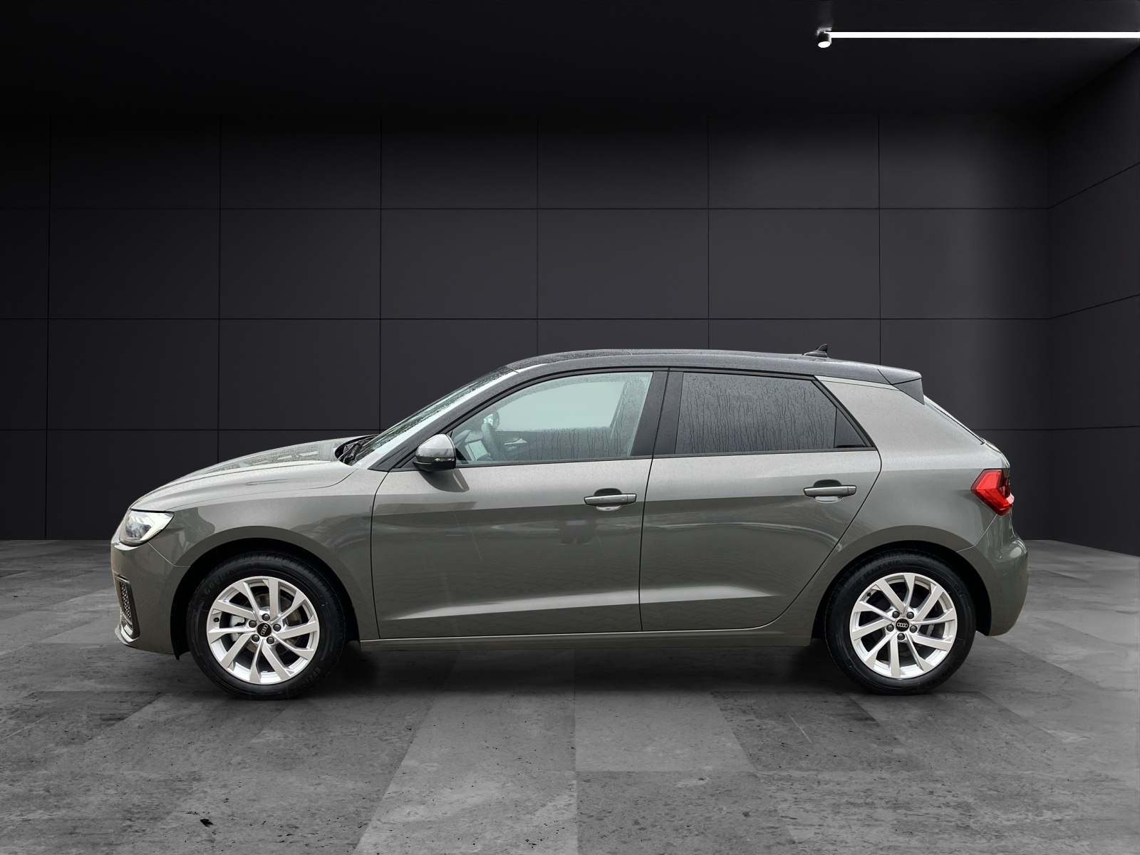 Fahrzeugabbildung Audi A1 Sportback 25 TFSI advanced LED Sportsitze GRA