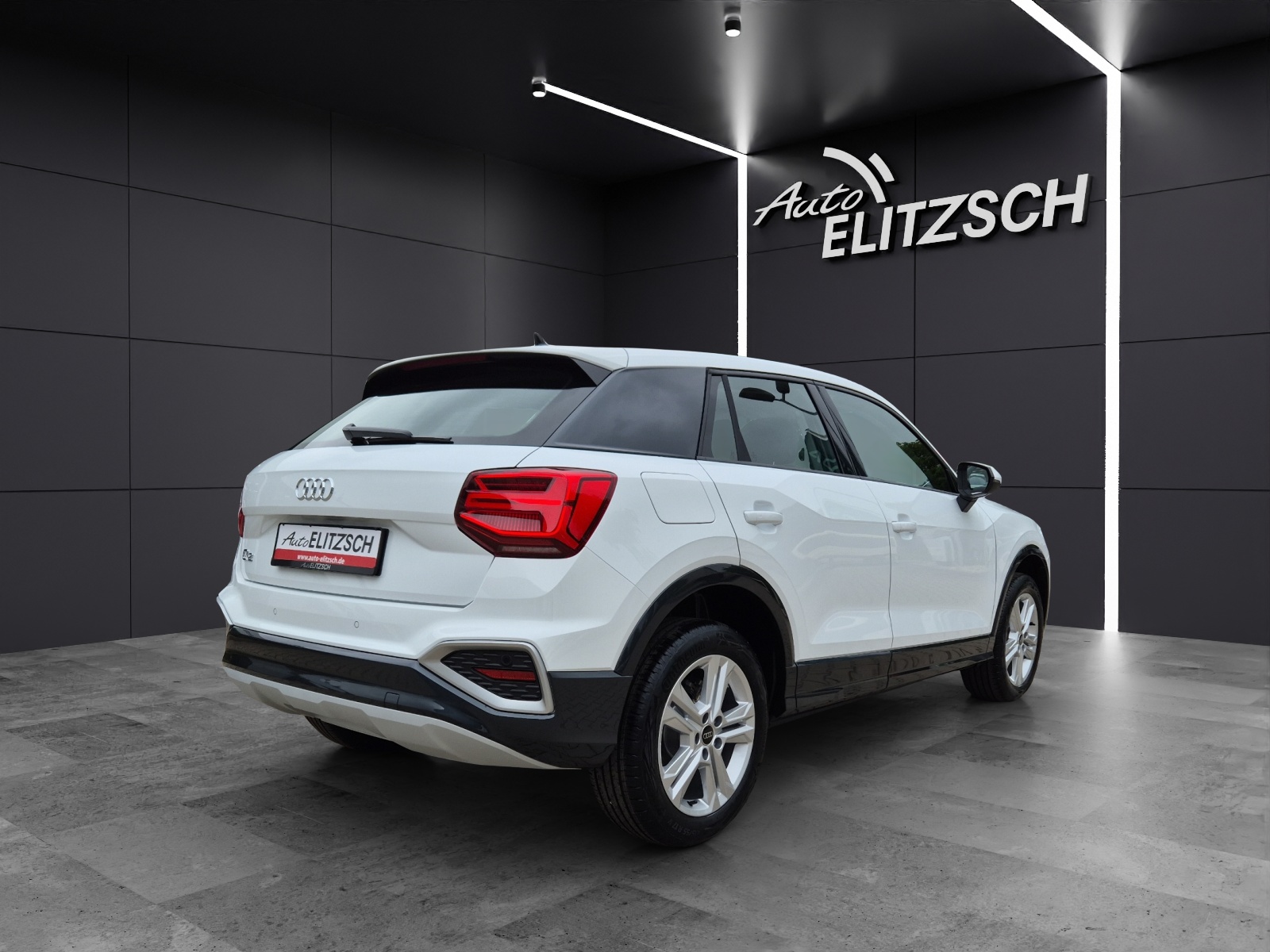 Fahrzeugabbildung Audi Q2 35 TFSI advanced S-tronic LED AVC GRA PDC SH