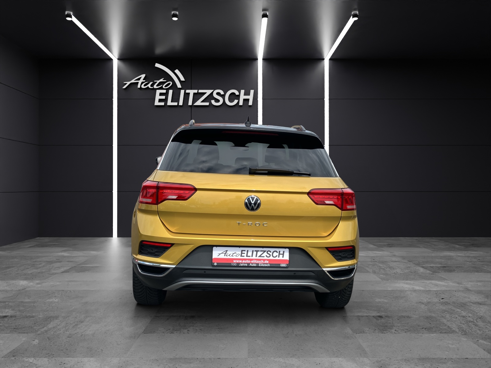 Fahrzeugabbildung Volkswagen T-Roc TSI United LED Navi AID ACC Park-Assist SH