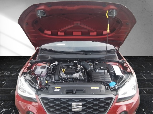 Fahrzeugabbildung SEAT Arona FR LED Beats virt.Cockpit
