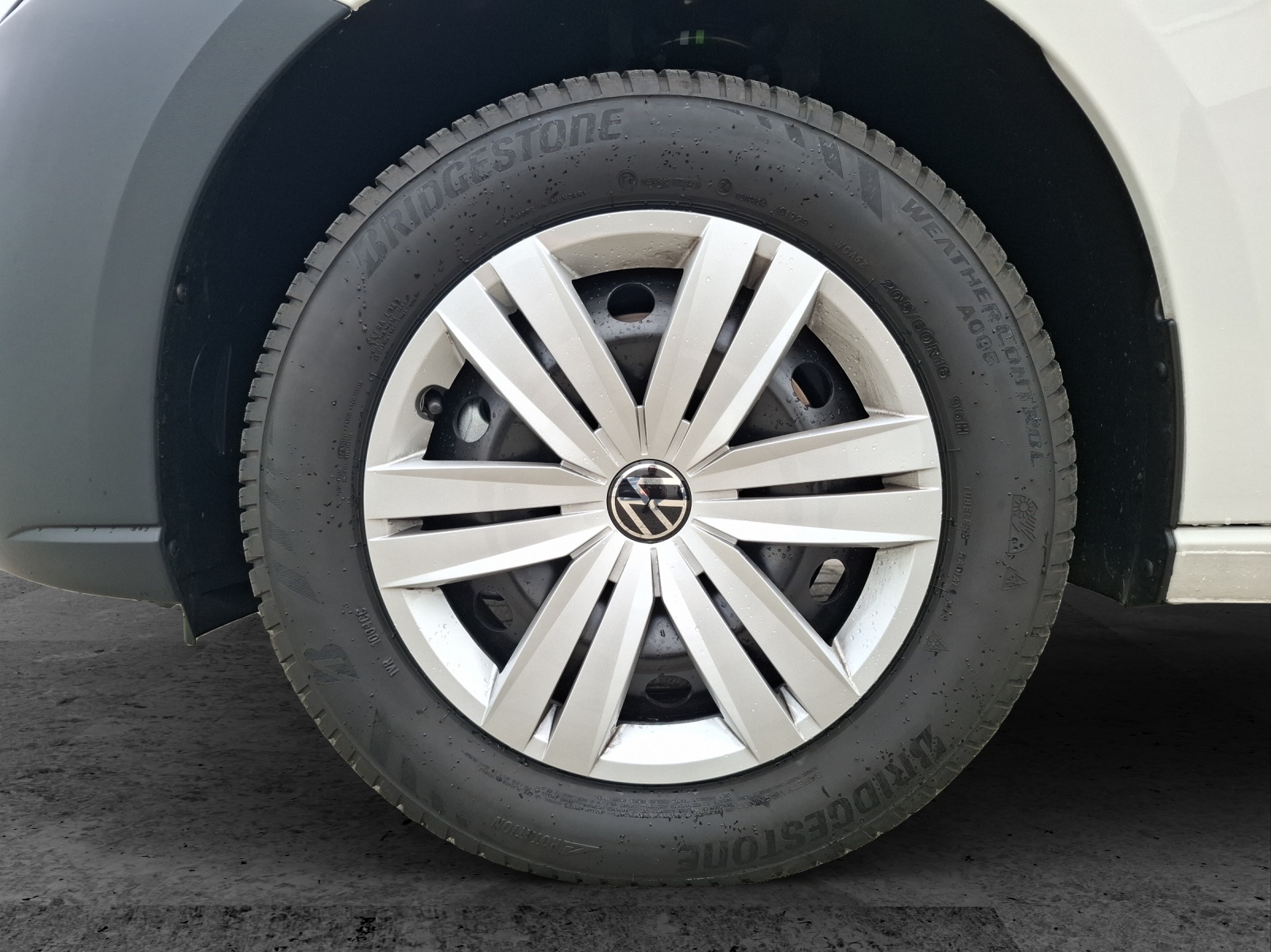 Fahrzeugabbildung Volkswagen Caddy Flexible TDI DSG AHZV LED NAVI