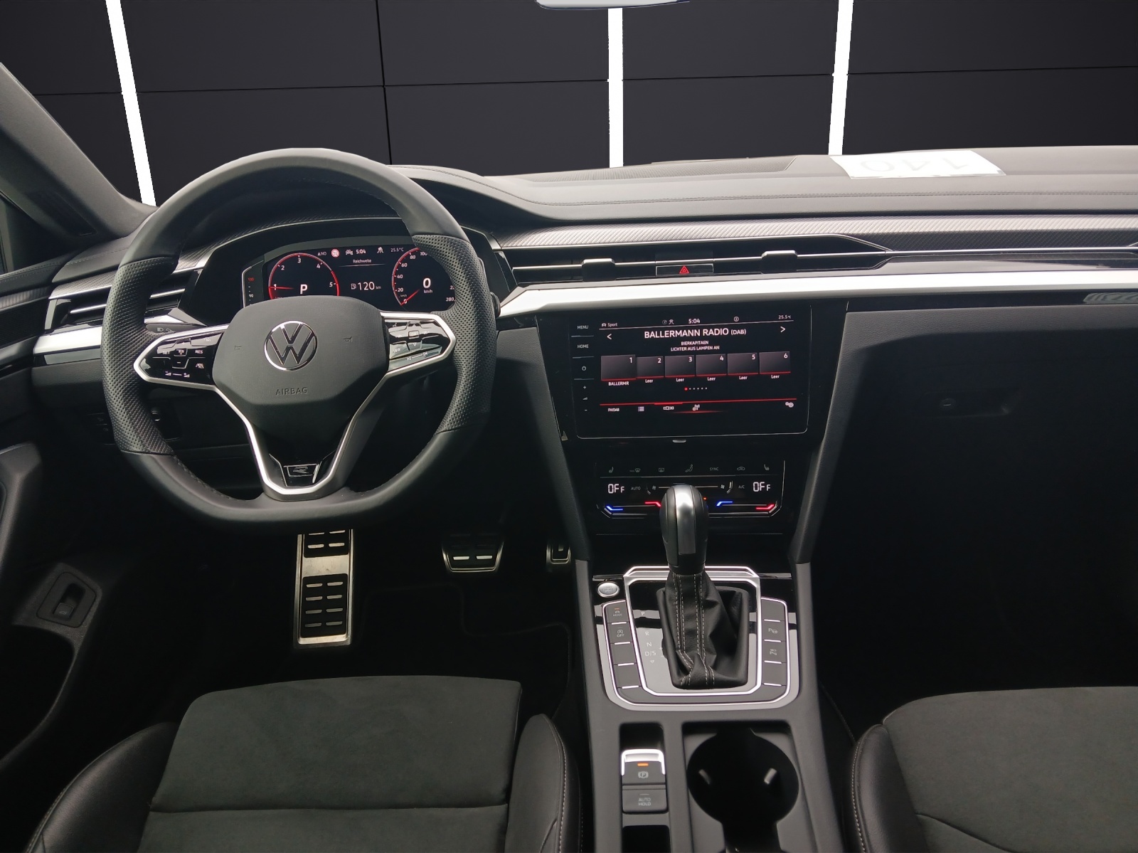 Fahrzeugabbildung Volkswagen Arteon SB TDI DSG R-Line 4M LED AHK Navi HUD ACC RFK 20