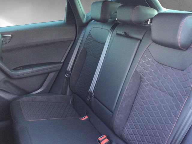 Fahrzeugabbildung SEAT Ateca TSI FR DSG LED AHK Navi VC ACC RFK beats SH 19