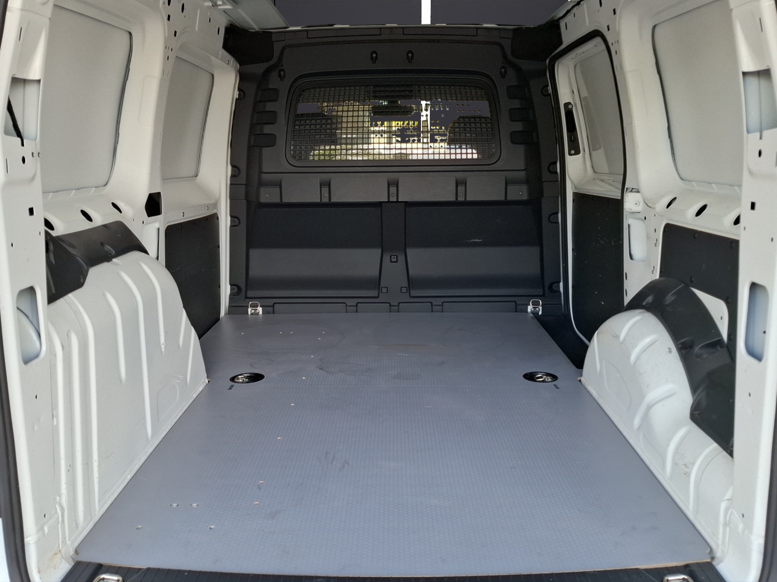 Fahrzeugabbildung Volkswagen Caddy KastenTDI Maxi Klima AHK DAB PDC SH
